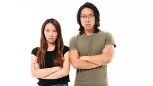 Crab Mentality Sering Datang dari Orang Dekat Awas Tertipu