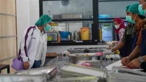 DPRD Bogor Sidak Dapur MBG, Temukan Lalat di Makanan