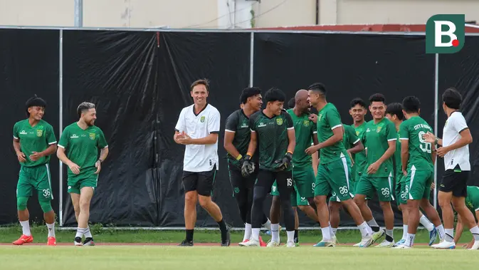 Pelatih Persebaya Ucapkan Selamat Dapat Lisensi AFC