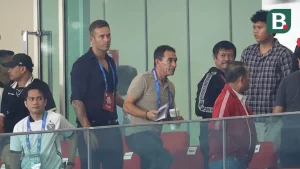 Persis Dipantau Gerald Vanenburg, Ong Kim Swee Puji Pemain