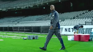 Pelatih Dewa United Dukung Kluivert Bawa Timnas Lolos ke Piala Dunia