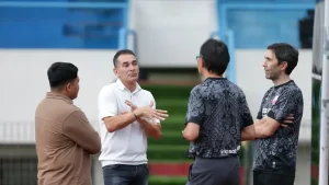 Asisten Pelatih Timnas Nikmati Laga Liga 1 dan Pesona Borobudur
