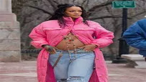 Rihanna Umumkan Kehamilan Anak Ketiga, A$AP Rocky Bahagia