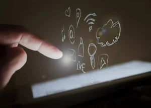 Desain Multimedia Kreatif yang Bikin Orang Terpukau