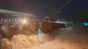Bendung Katulampa Siaga 4, Tinggi Muka Air Capai 70 Cm