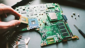 Menggunakan Arduino dalam Proyek Teknik Elektronika di Sekolah