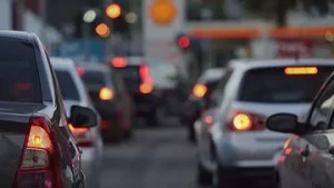 Bus Mogok, Lalin di Pasar Gintung Ciputat Macet