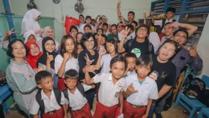 Marselino Lelang Jersey, Hasilnya Capai Rp100 Juta!