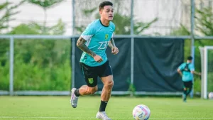 Gabung Persebaya, Paulo Gali Freitas Siap Hadapi Tekanan Bonek