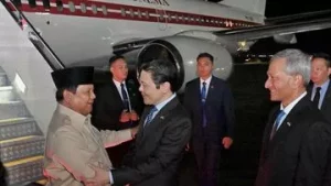 Prabowo Disambut Hangat oleh PM Wong di Singapura