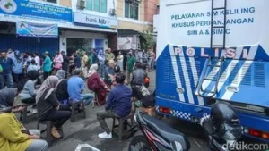 Pemprov Siap Tertibkan Ondel-ondel Ngamen di Jakarta