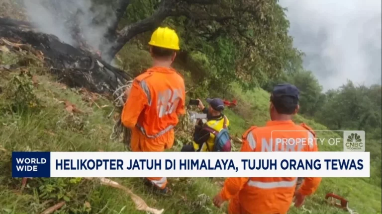 Helikopter Jatuh di Himalaya, 7 Orang Tewas Tragis