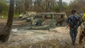 Perang Saudara Brutal: 100+ Tewas, Warga Dibakar