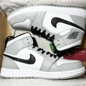 Sneakers Minimalis Nike Ini Sekeren Susu Kelapa