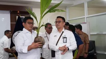 Wamentrans Dorong Budidaya Kelapa Genjah di Kawasan Transmigrasi