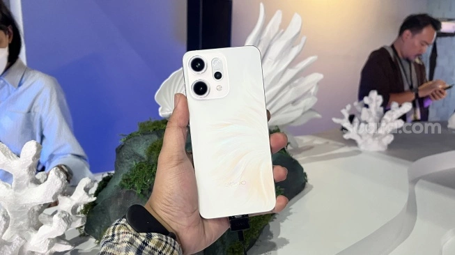 Spesifikasi Oppo Reno 14 Pro 5G: Bawa 3 Kamera 50MP, Harga Rp 11 Juta