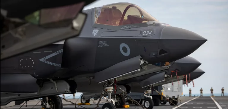 Jet F-35 yang Terjebak di India Selama 37 Hari Akhirnya Kembali ke Kapal Induk HMS Prince of Wales di Australia