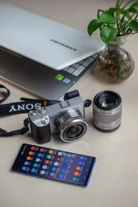 Ponsel lipat terbaru Samsung lebih tipis, lebih ringan, dan membuat Apple waspada