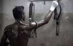Review Film Ziam: Kombinasi Muay Thai dan Zombie yang Gagal Menarik