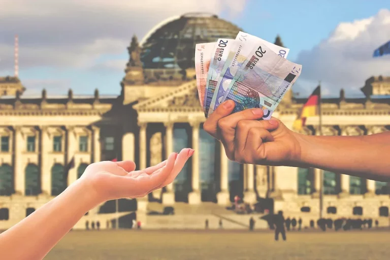 Kurs Rupiah Hari Ini, 12 Juli 2025: Dolar AS Stabil di Rp16.360