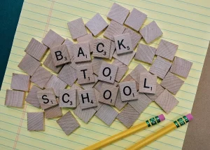 Hari Pertama Sekolah di SDN Mekarjaya 1: Siswa Antusias, Orang Tua Ikut Dampingi