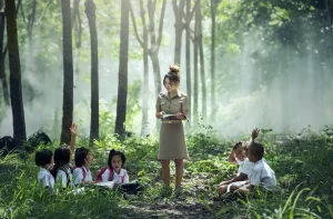 Diantar Ayah dan Ibu, Siswa SDN Sukahurip Semangat Sambut Hari Pertama Masuk Sekolah