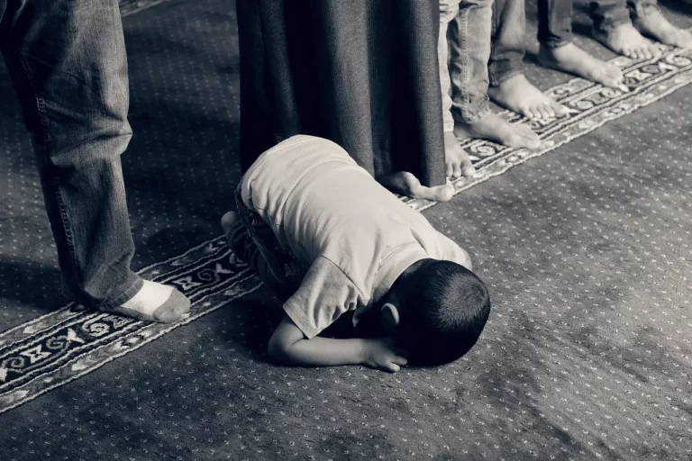 Jadwal Sholat Bandung 14 Juli 2025: Panduan Ibadah Tepat Waktu