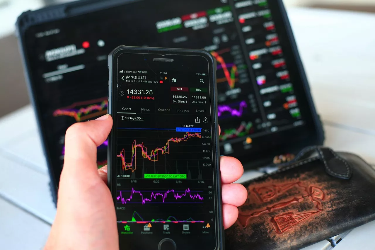 IHSG Meroket 0,81% Pagi Ini, Tembus Level 7.150