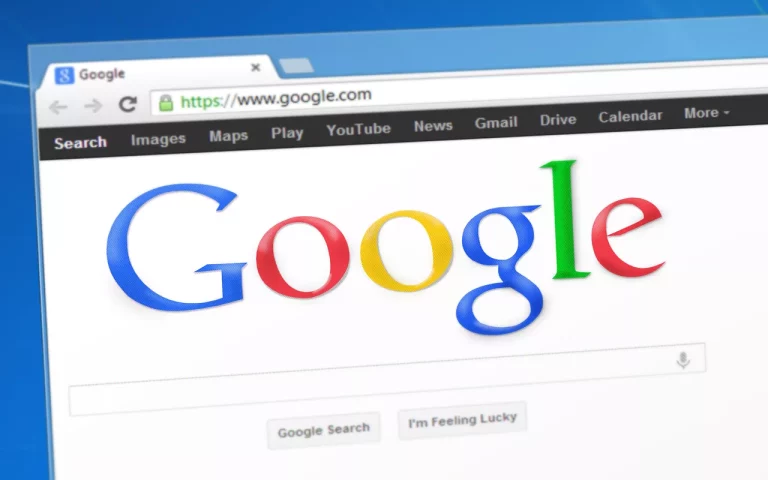 Google Discover Hadirkan Ringkasan AI, Trafik Berita Terancam Turun