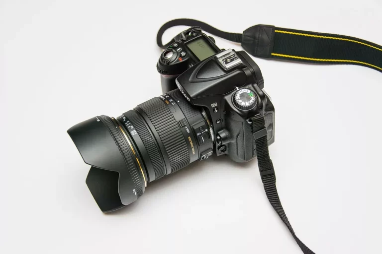 Kamera saku RX1R Sony kembali dengan pembaruan pertamanya dalam 10 tahun