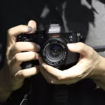 Sony RX1R III: Kamera Baru yang Menantang Fujifilm GFX100RF, Siap Dipesan Sekarang