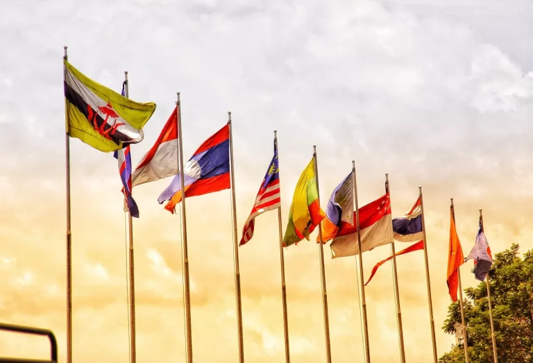 Menlu Sugiono Tegaskan Komitmen Diplomasi Regional dalam Kunjungan Perdana ke Markas Besar ASEAN