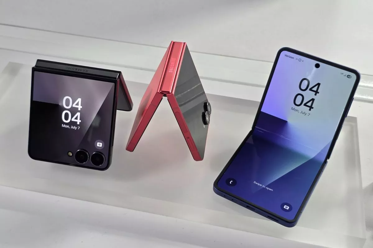 4 Fitur AI yang Bisa Diakses Langsung dari Cover Screen Samsung Galaxy Z Flip 7