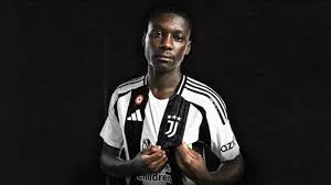 Negosiasi Juventus Macet, Randal Kolo Muani Dilirik Manchester United dan Newcastle