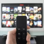 Apa Itu Smart TV dan Apa Bedanya dengan TV Biasa?