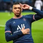 Judul: Real Madrid Bisa Jual Vinicius Jr. ke Klub Arab Saudi dengan Rekor Transfer Rp 6,6 Triliun