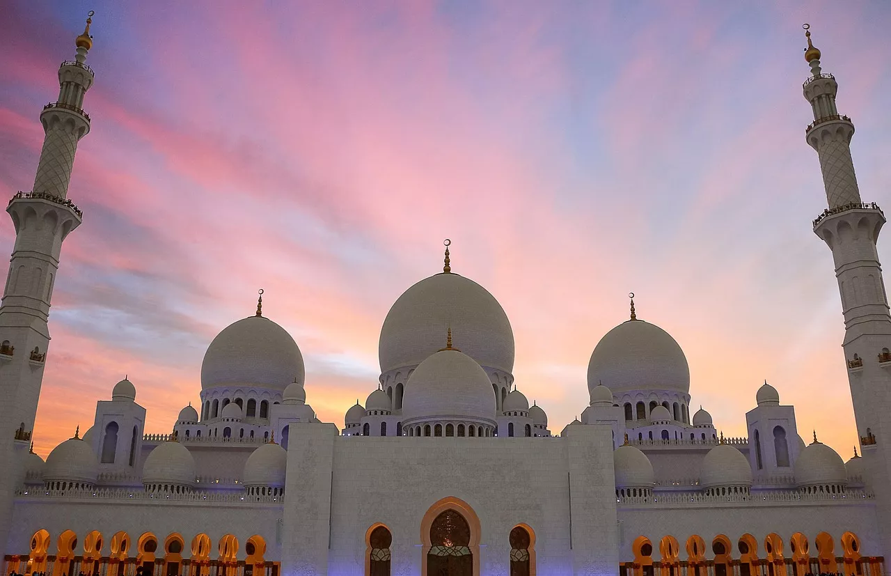 Jadwal Sholat di Cirebon Hari Ini, Senin 21 Juli 2025