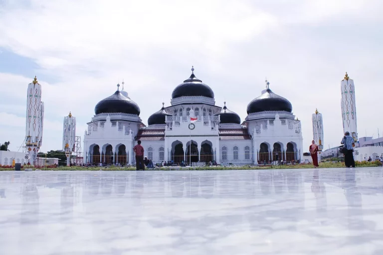Cuaca Abdya Hari Ini, 22 Juli 2025: Cerah Mendominasi, Aktivitas Luar Ruangan Aman!