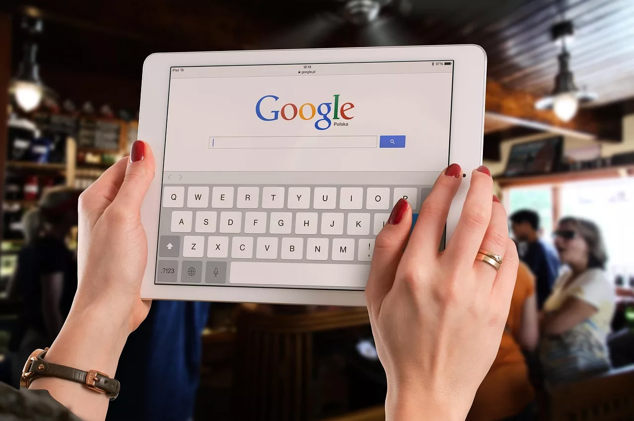 Google Perkenalkan Fitur Pemisahan Akun Kerja dan Pribadi di Chrome untuk iOS