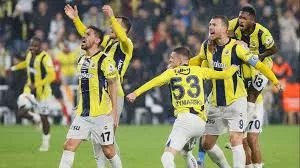 Live Streaming Fenerbahce vs Al-Ittihad: Fenerbahce Unggul 2-0 di Babak PertamaIstanbul, Turki – 24 Juli 2025