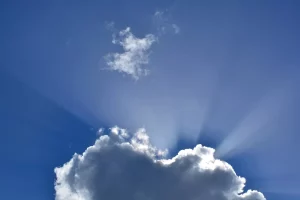 Cuaca di Beberapa Kota Besar Indonesia Hari Ini: Cerah Berawan Dominasi Langit