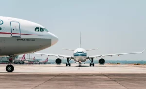 Dua Pesawat Nyaris Tabrakan di Mexico City: Pesawat Delta Gagal Lepas Landas demi Hindari Kecelaka