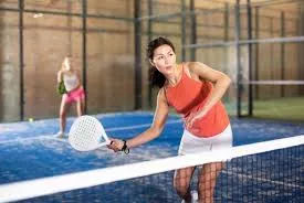 8 Rekomendasi Lapangan Padel Terbaik di Bandung: Lokasi, Jam Operasional & Fasilitas