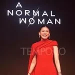 Pelajaran Hidup Marissa Anita dari Film A Normal Woman di Netflix