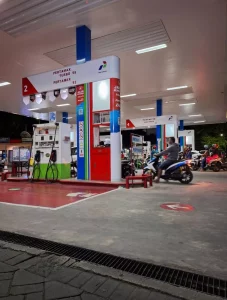 Puluhan SPBU di Jember Alami Kelangkaan BBM, Jalur Gumitir Tertutup