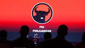 Serba-Serbi Peringatan Kudatuli: PDIP Singgung “Tukang Kayu”, Hasto, dan Ancaman 7 Persen