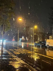 Prakiraan Cuaca Jabodetabek Selasa 29 Juli 2025: Berawan dengan Potensi Hujan Ringan