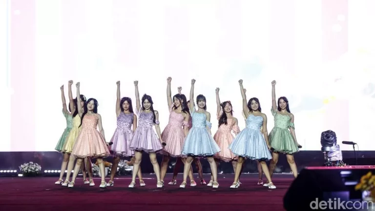 Konser JKT48 Tanpa Encore Pertama, Netizen Heboh dan Fans Meluapkan Kekecewaan