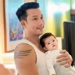 Alasan Denny Sumargo Ajak Anak Saat Hadiri Resepsi Luna Maya dan Maxime Bouttier